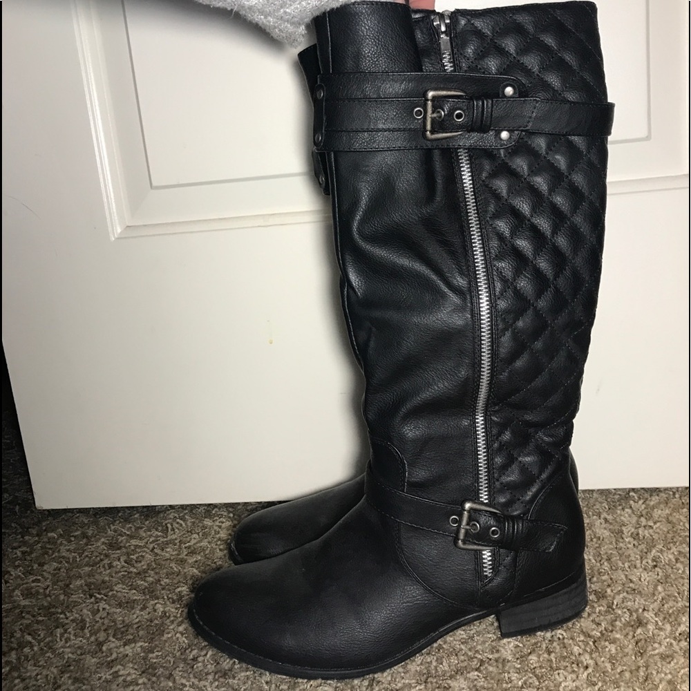 Bad bitch black leather buckle boots!